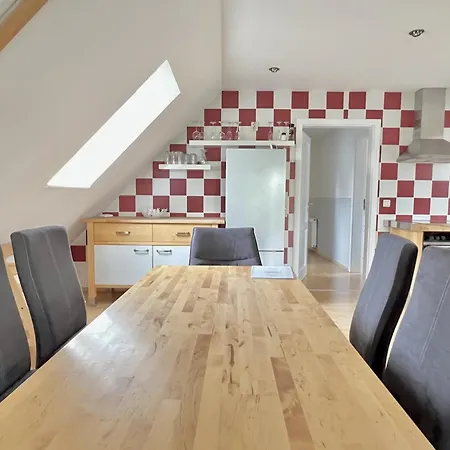 Sonnensteg 5 - Ein Tag Am Appartement *