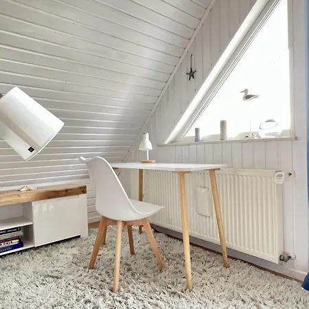 Sonnensteg 5 - Ein Tag Am Appartement Sellin (Rugen)