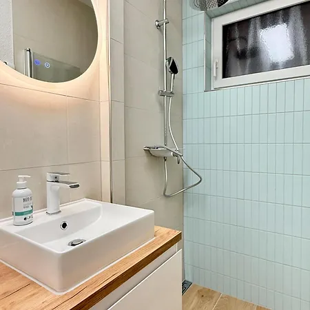 Sonnensteg 5 - Ein Tag Am Appartement Sellin (Rugen)